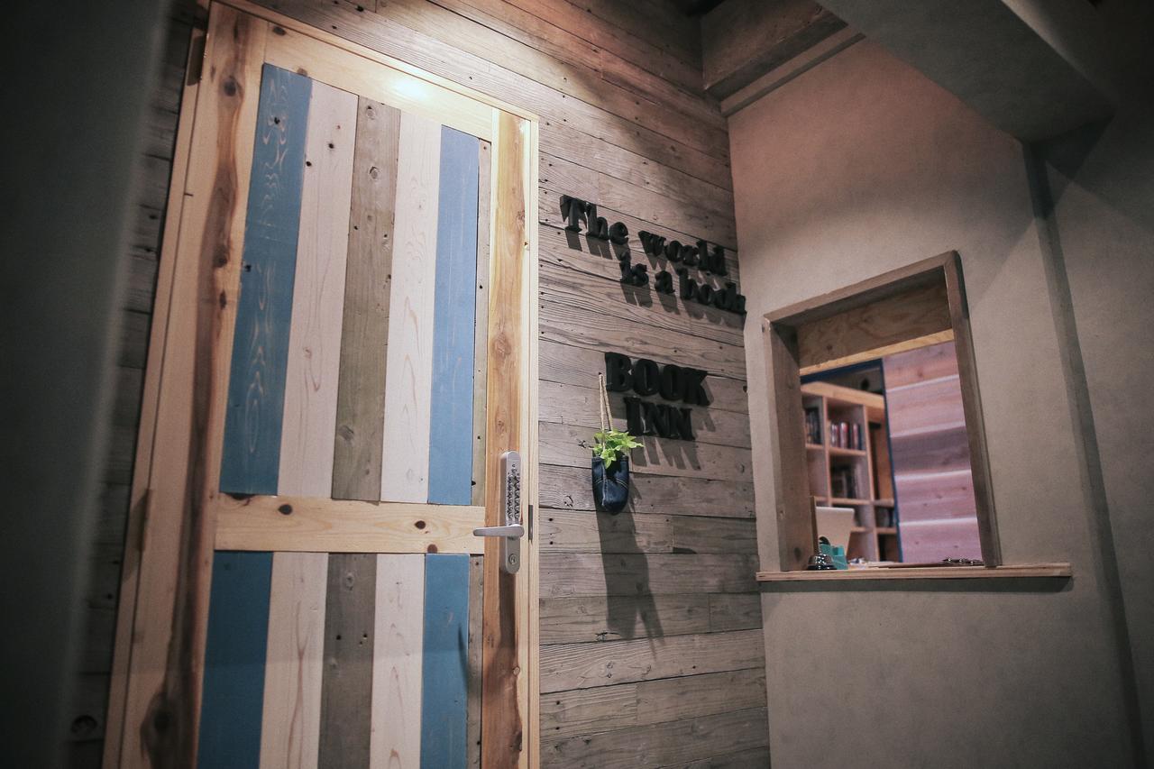 Bnbplus Niigata Book Inn מראה חיצוני תמונה